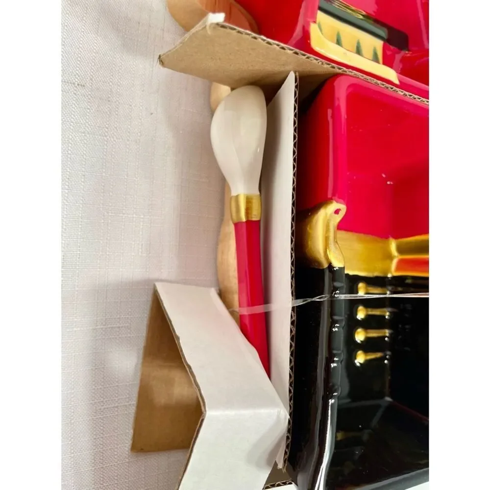 Red and Black Nutcracker 3 Bowls with Serving Spoons